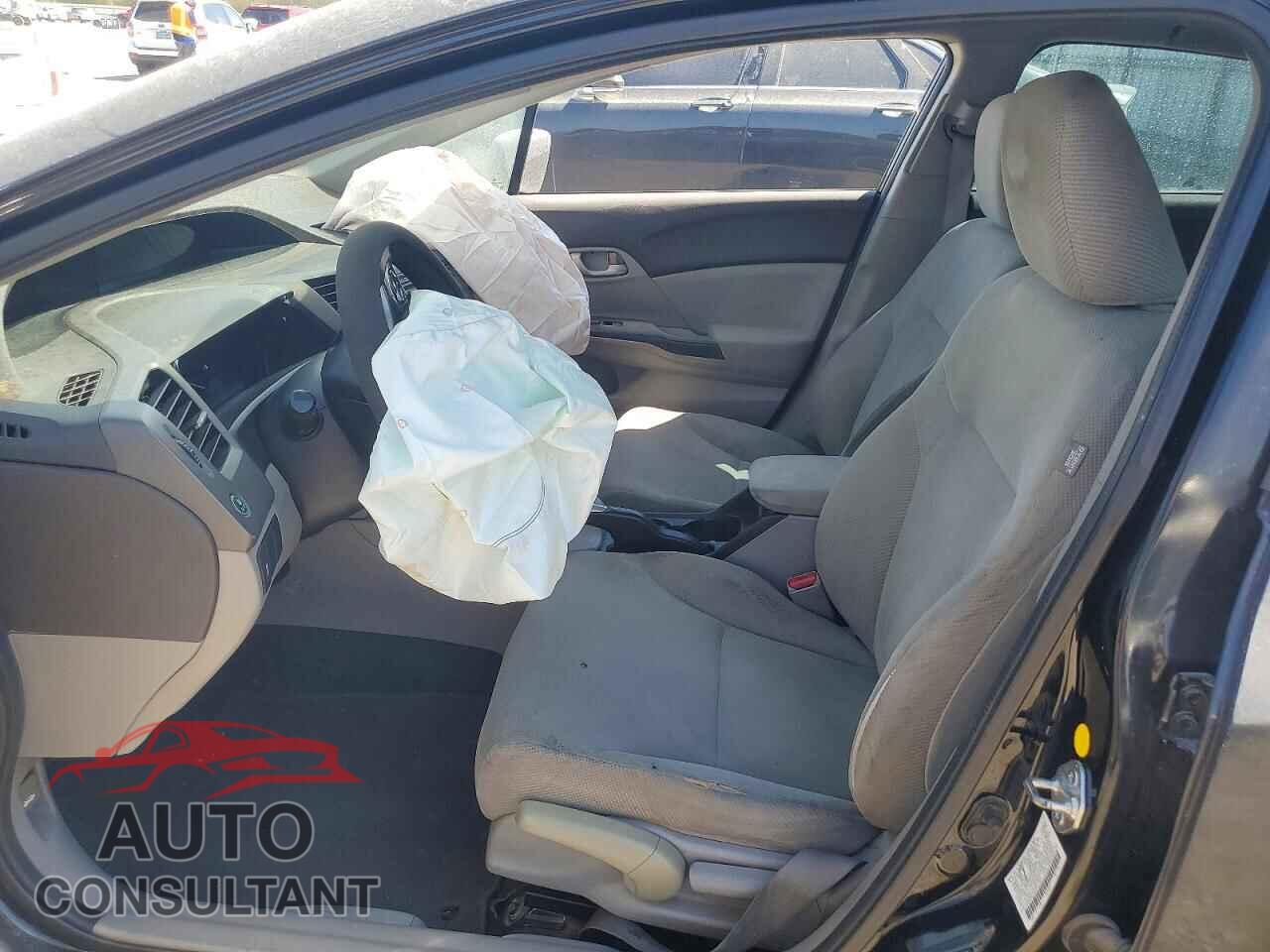 HONDA CIVIC 2012 - 2HGFB2F55CH611095