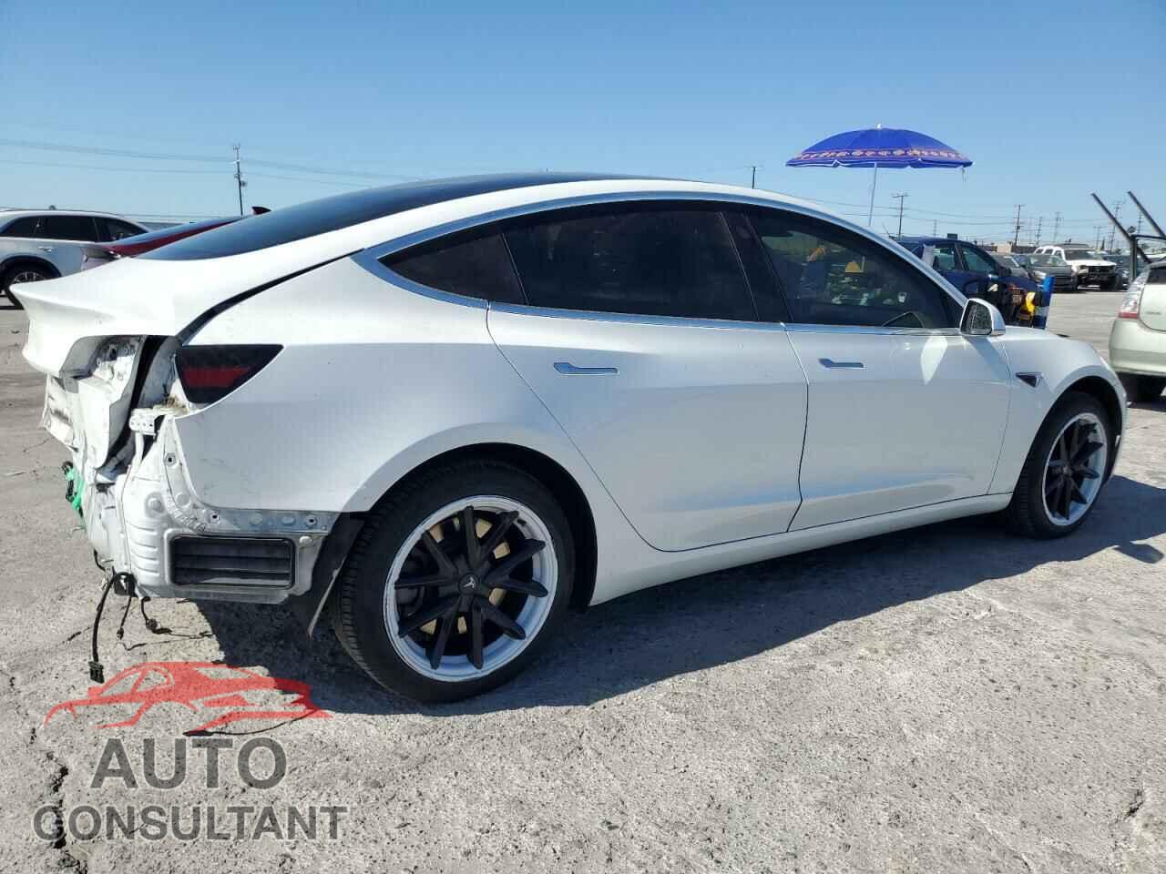TESLA MODEL 3 2019 - 5YJ3E1EA9KF466827