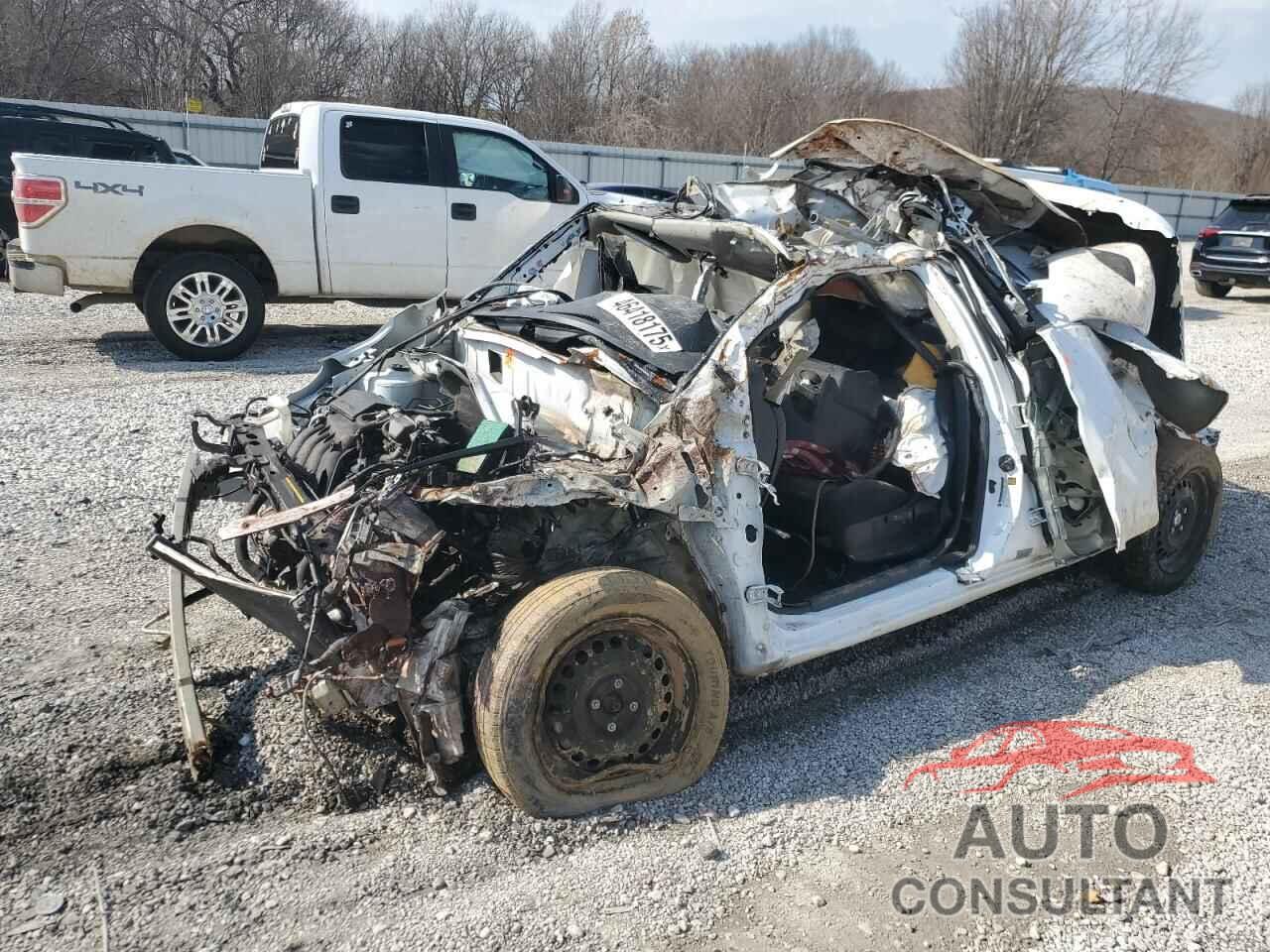NISSAN VERSA 2019 - 3N1CN7AP2KL840020