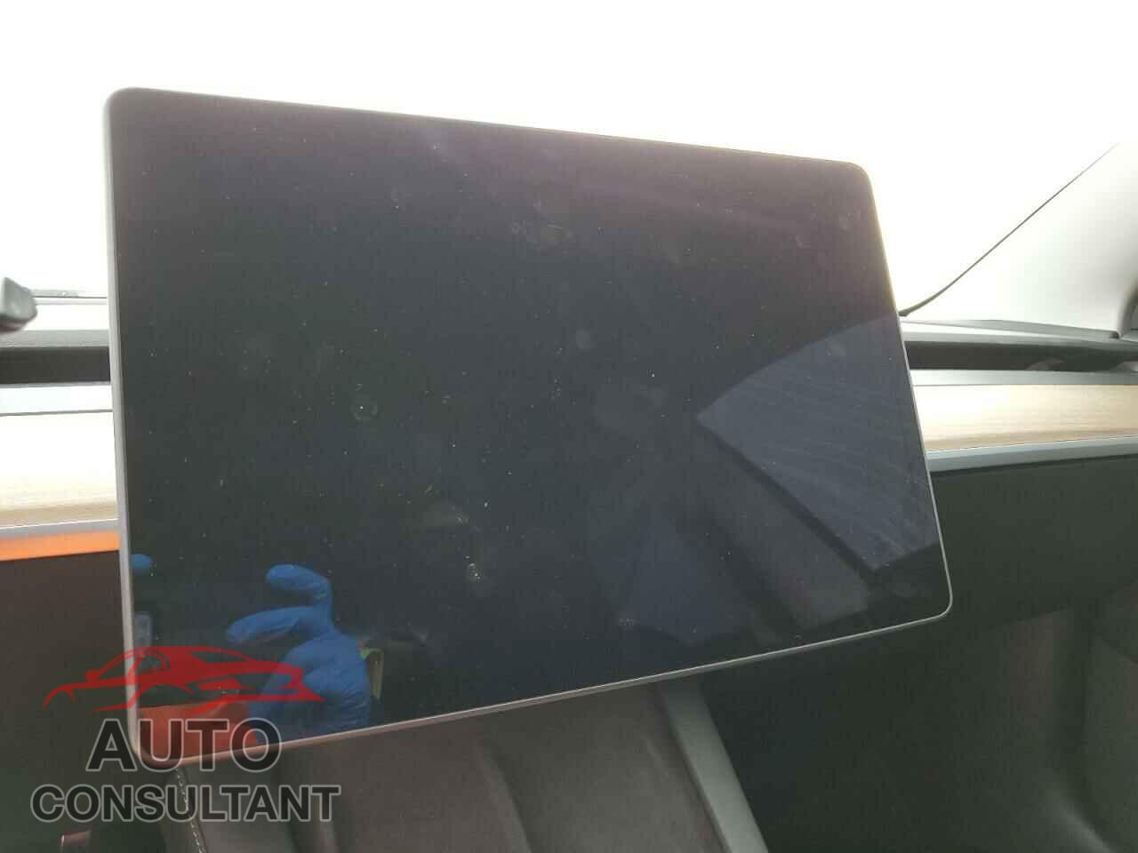 TESLA MODEL 3 2021 - 5YJ3E1EB7MF988075