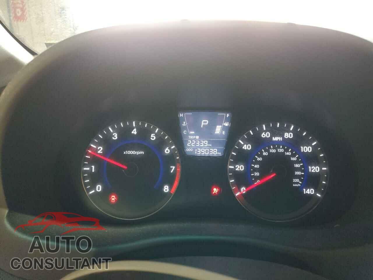 HYUNDAI ACCENT 2012 - KMHCU4AE2CU063404