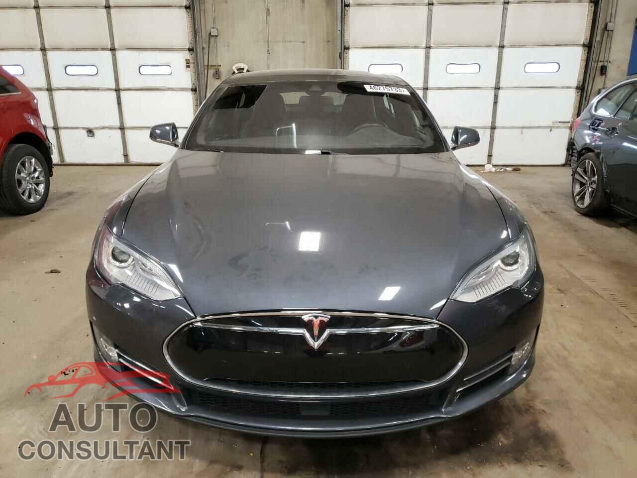 TESLA MODEL S 2015 - 5YJSA1E43FF109506