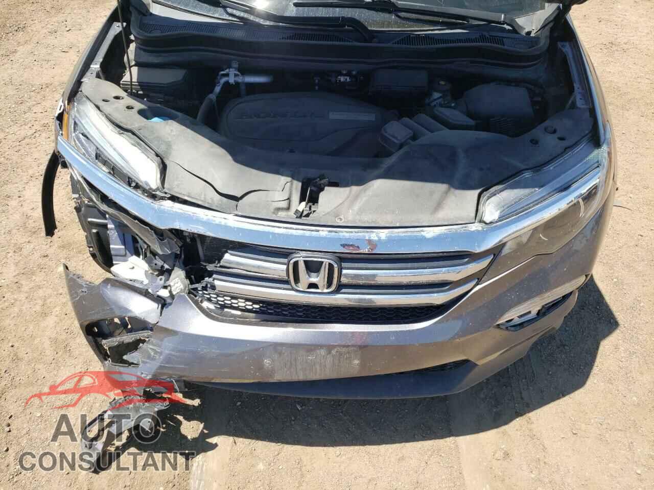 HONDA PILOT 2018 - 5FNYF6H5XJB022692