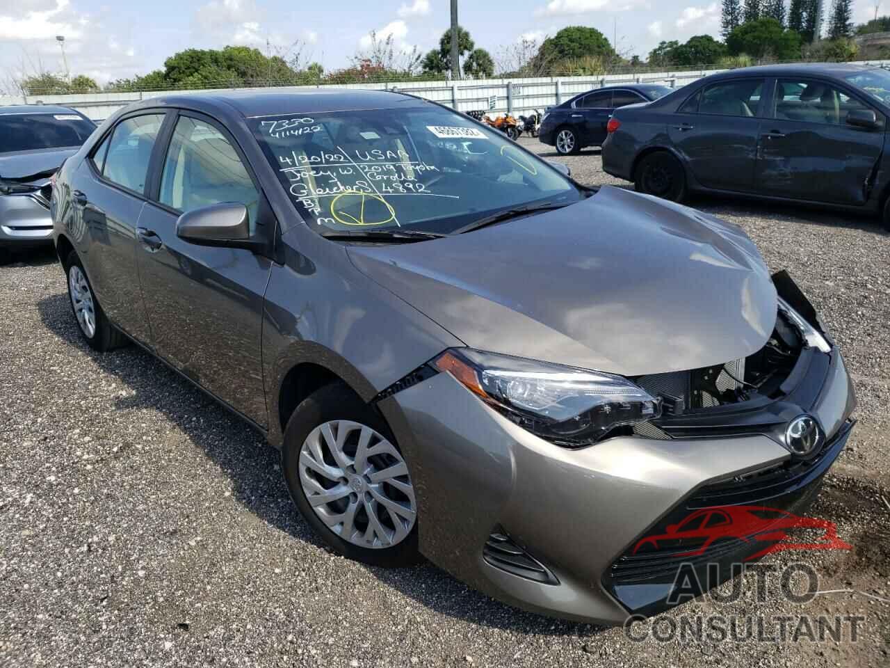 TOYOTA COROLLA 2019 - 5YFBURHE0KP937330