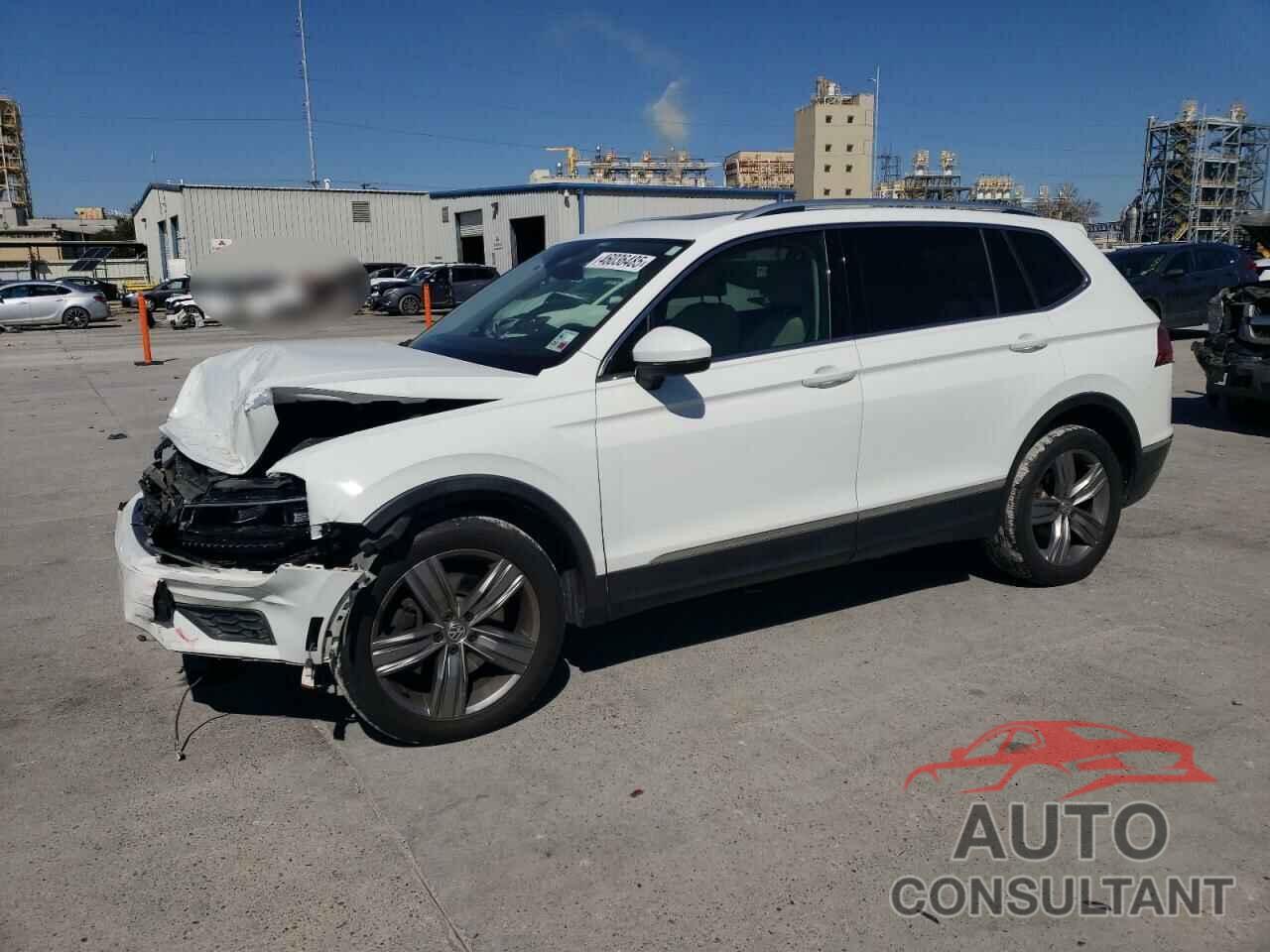 VOLKSWAGEN TIGUAN 2018 - 3VV5B7AX5JM026002