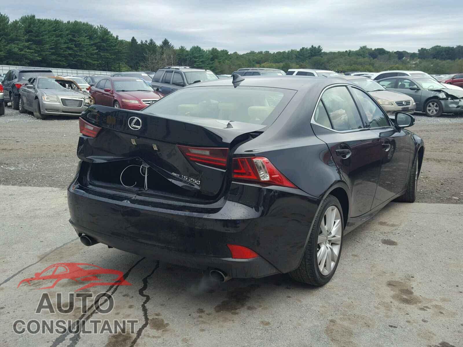 LEXUS IS 250 2015 - JTHCF1D20F5018294