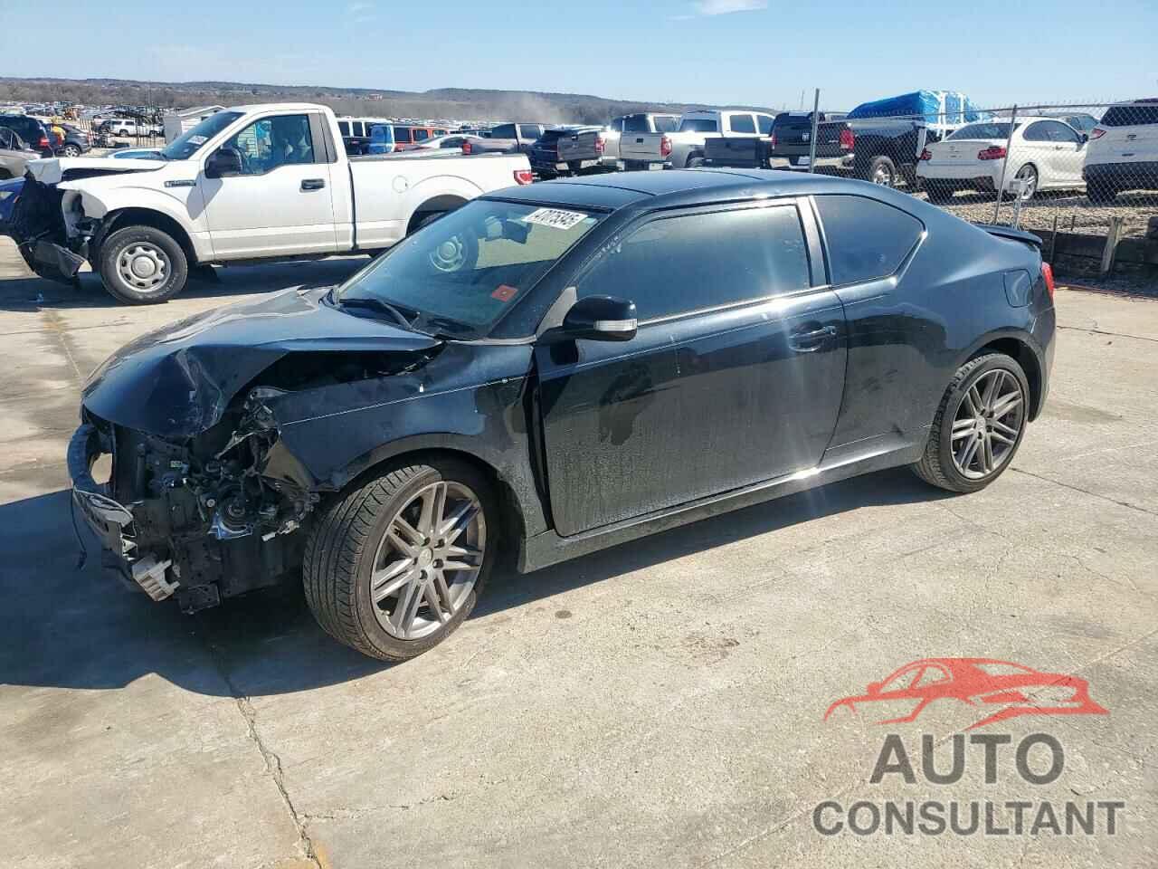 TOYOTA SCION 2013 - JTKJF5C79D3050143