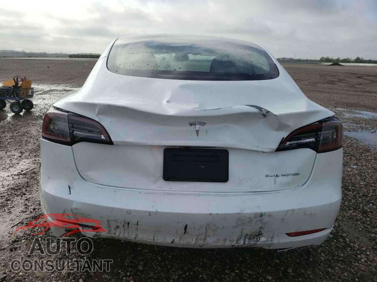 TESLA MODEL 3 2022 - 5YJ3E1EB2NF341407