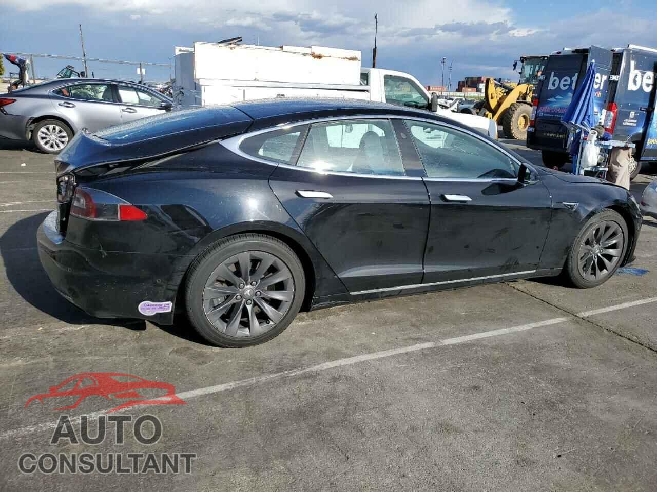 TESLA MODEL S 2018 - 5YJSA1E23JF286600