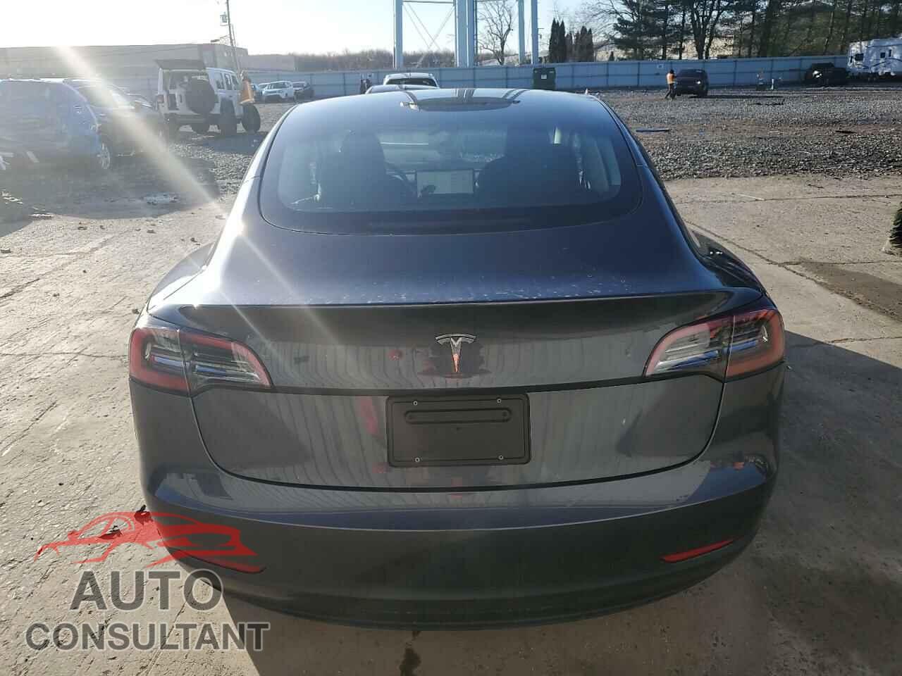 TESLA MODEL 3 2023 - 5YJ3E1EA1PF646732