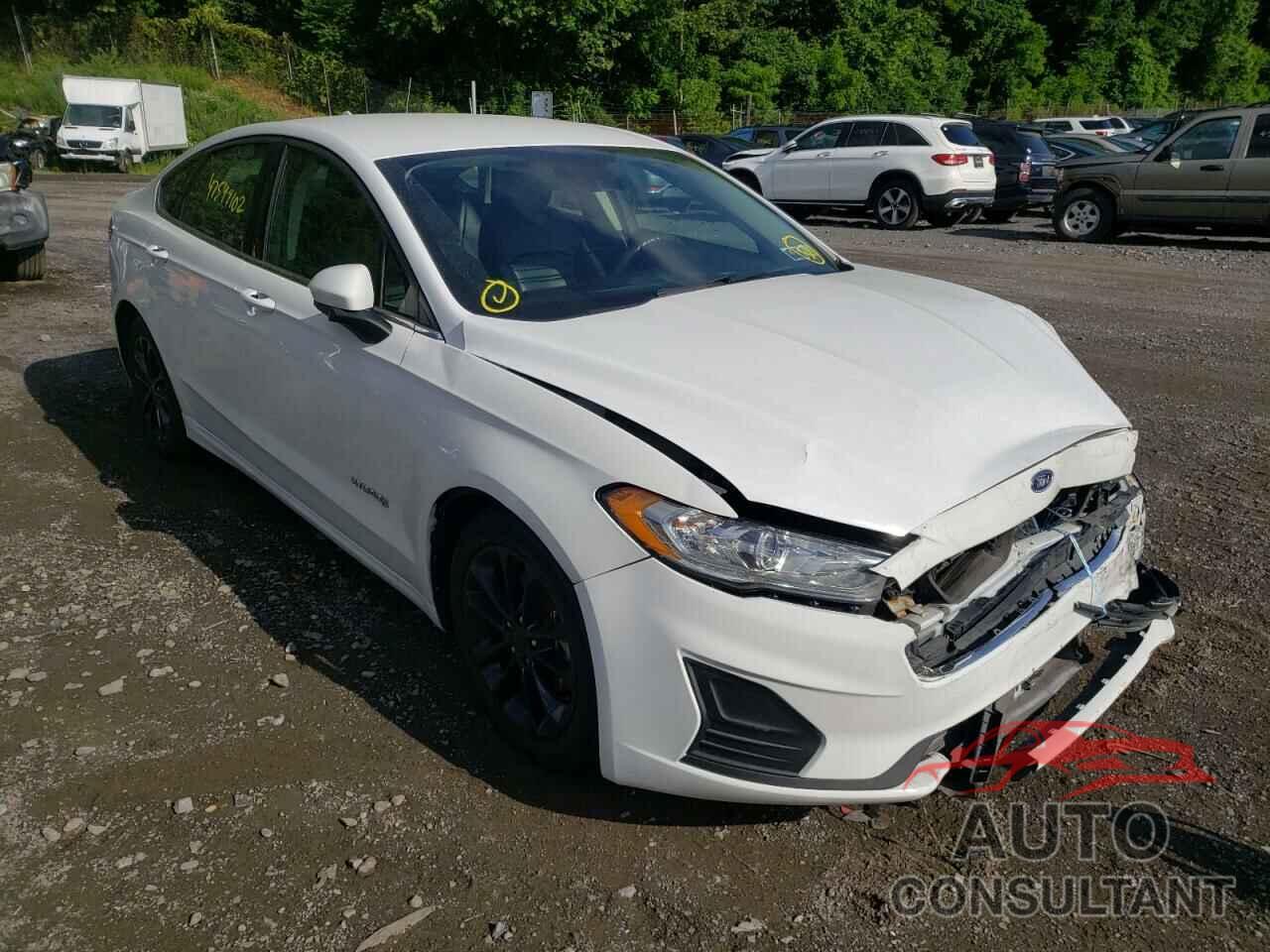 FORD FUSION 2019 - 3FA6P0LU4KR125581