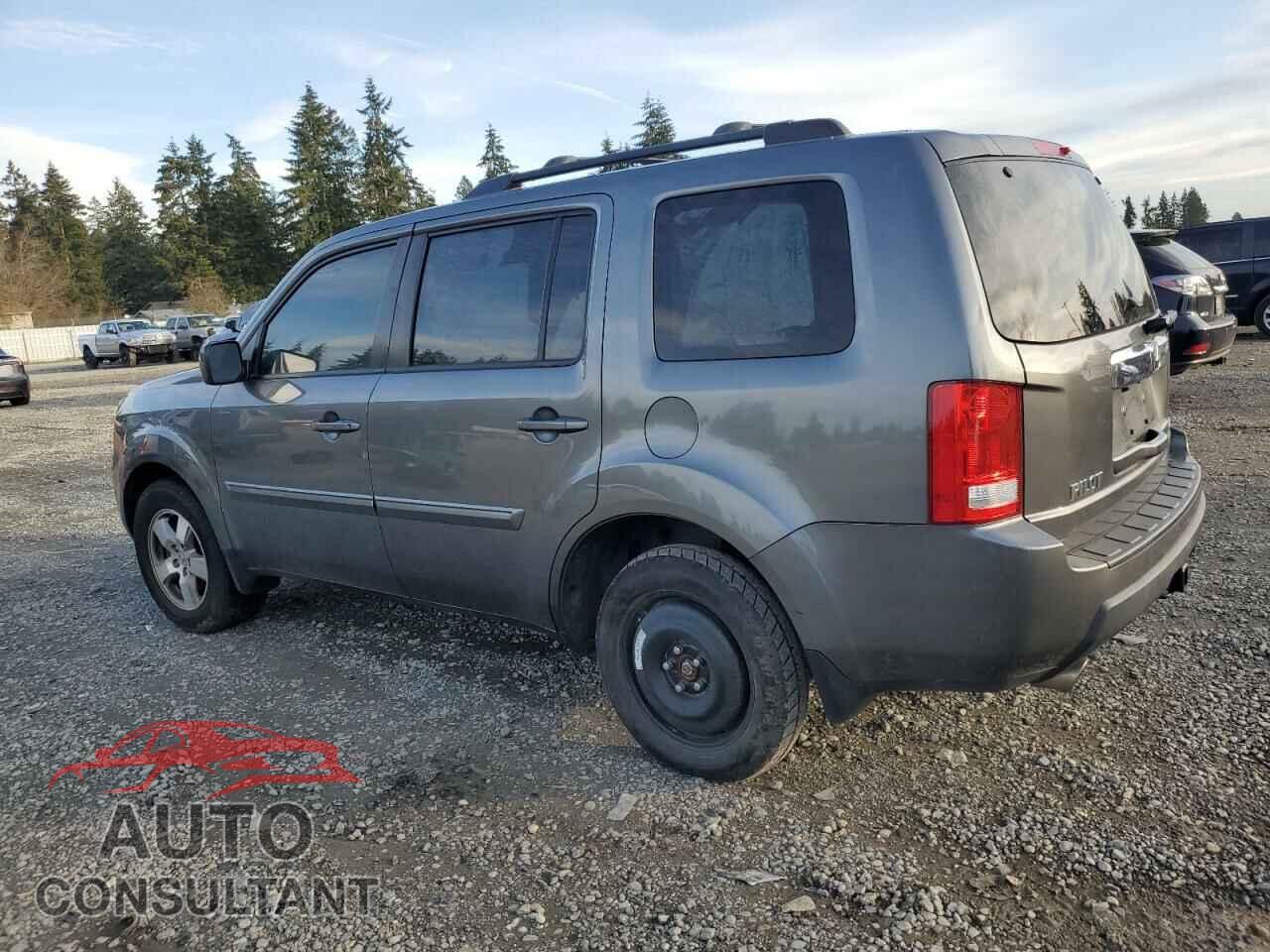 HONDA PILOT 2011 - 5FNYF4H59BB030840