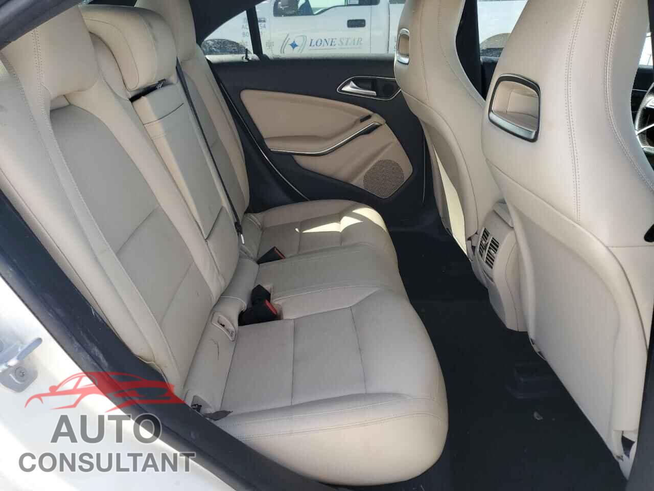 MERCEDES-BENZ CLA-CLASS 2015 - WDDSJ4EB2FN189565