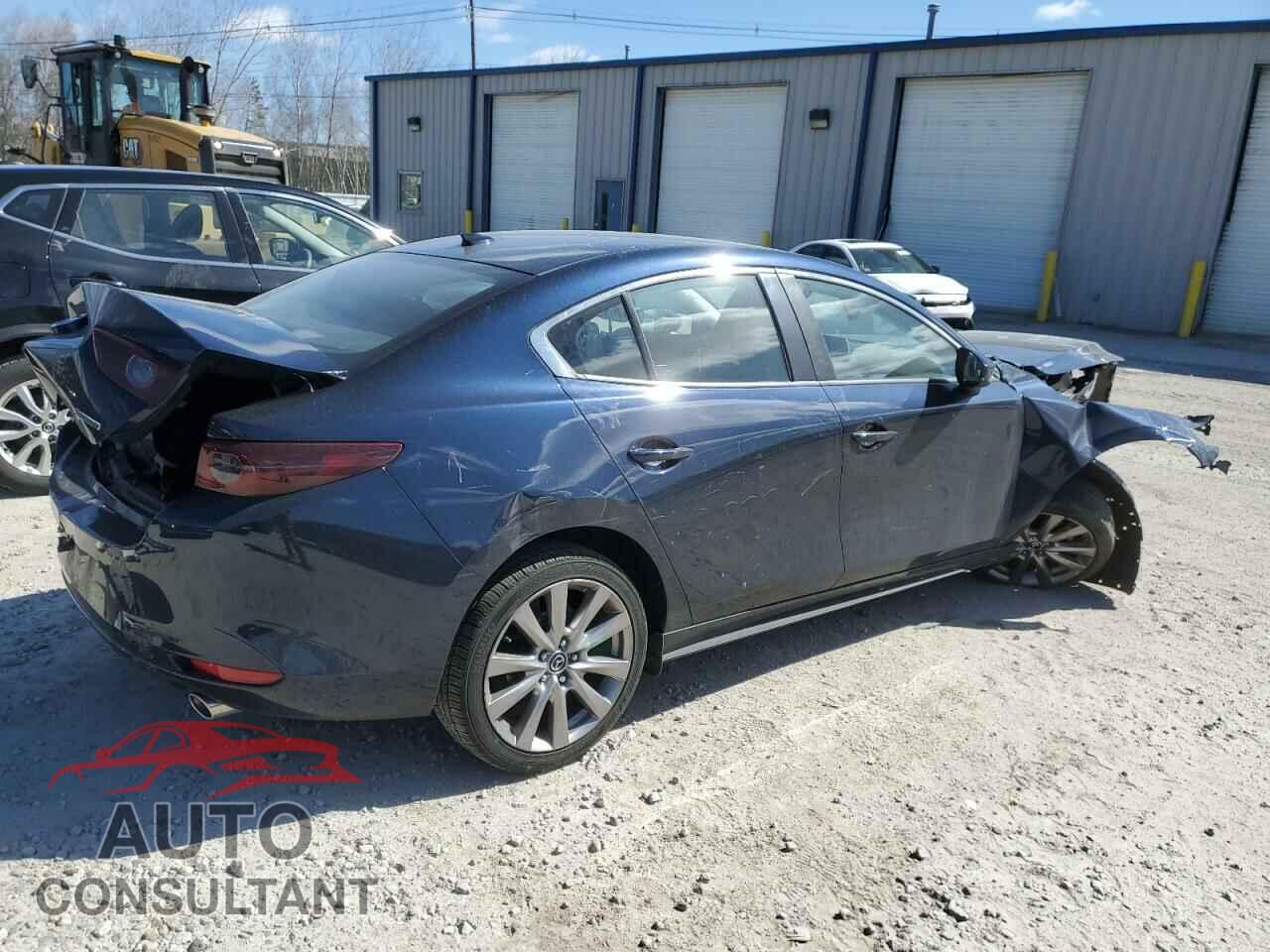 MAZDA 3 2019 - JM1BPBCM0K1111918