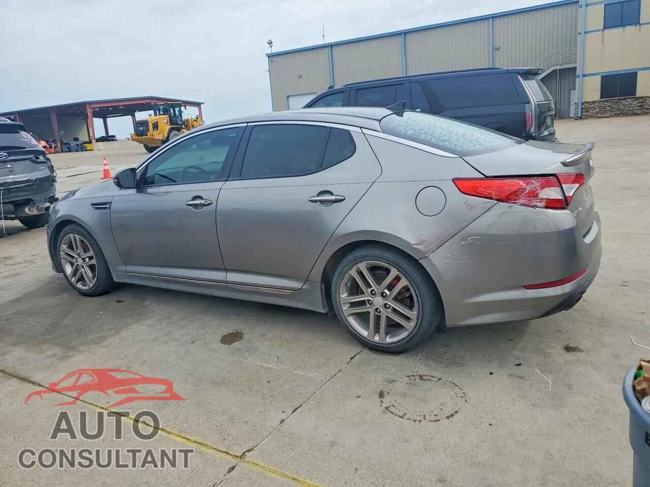 KIA OPTIMA 2013 - 5XXGR4A67DG208041