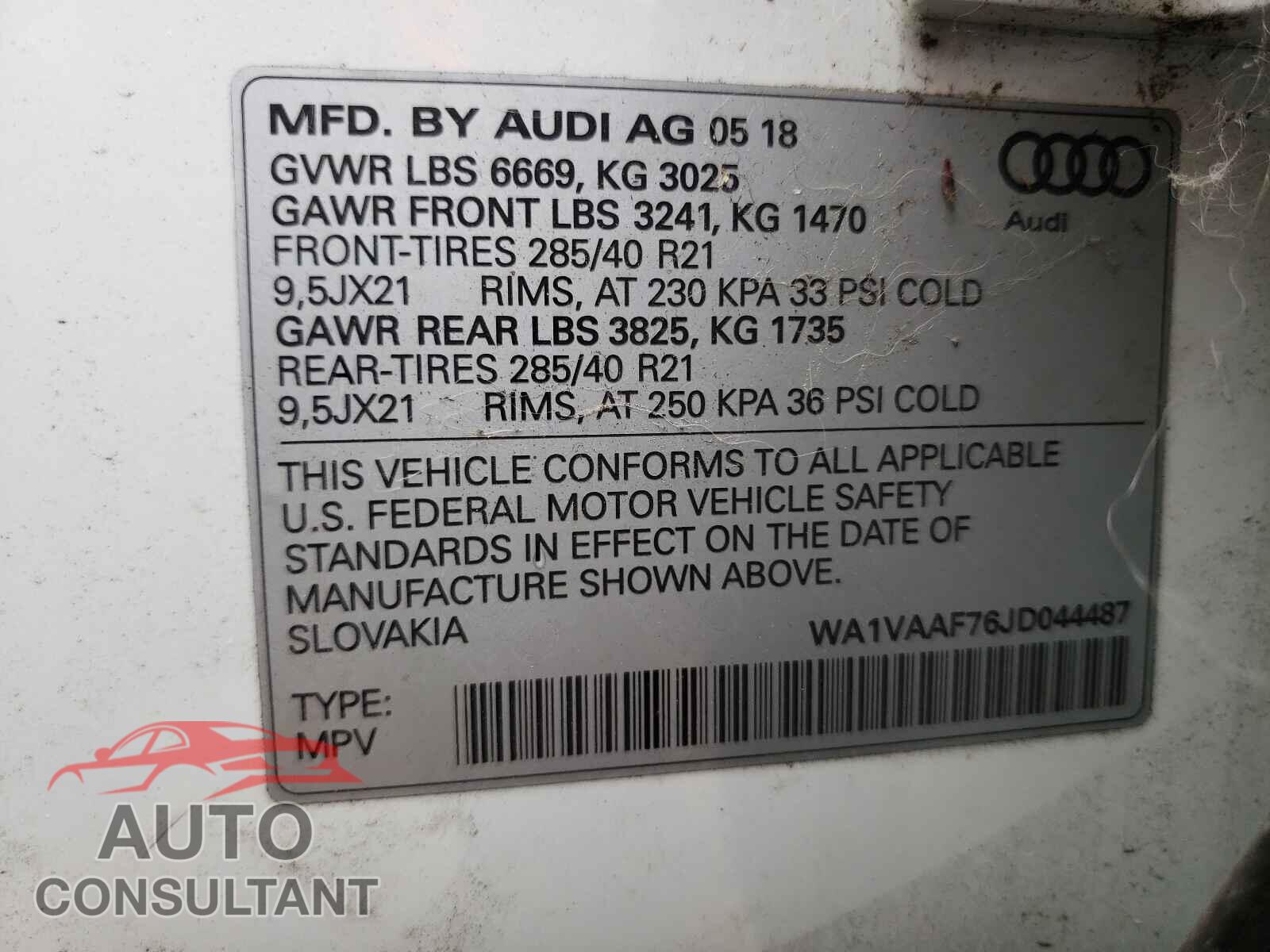 AUDI Q7 2018 - WA1VAAF76JD044487
