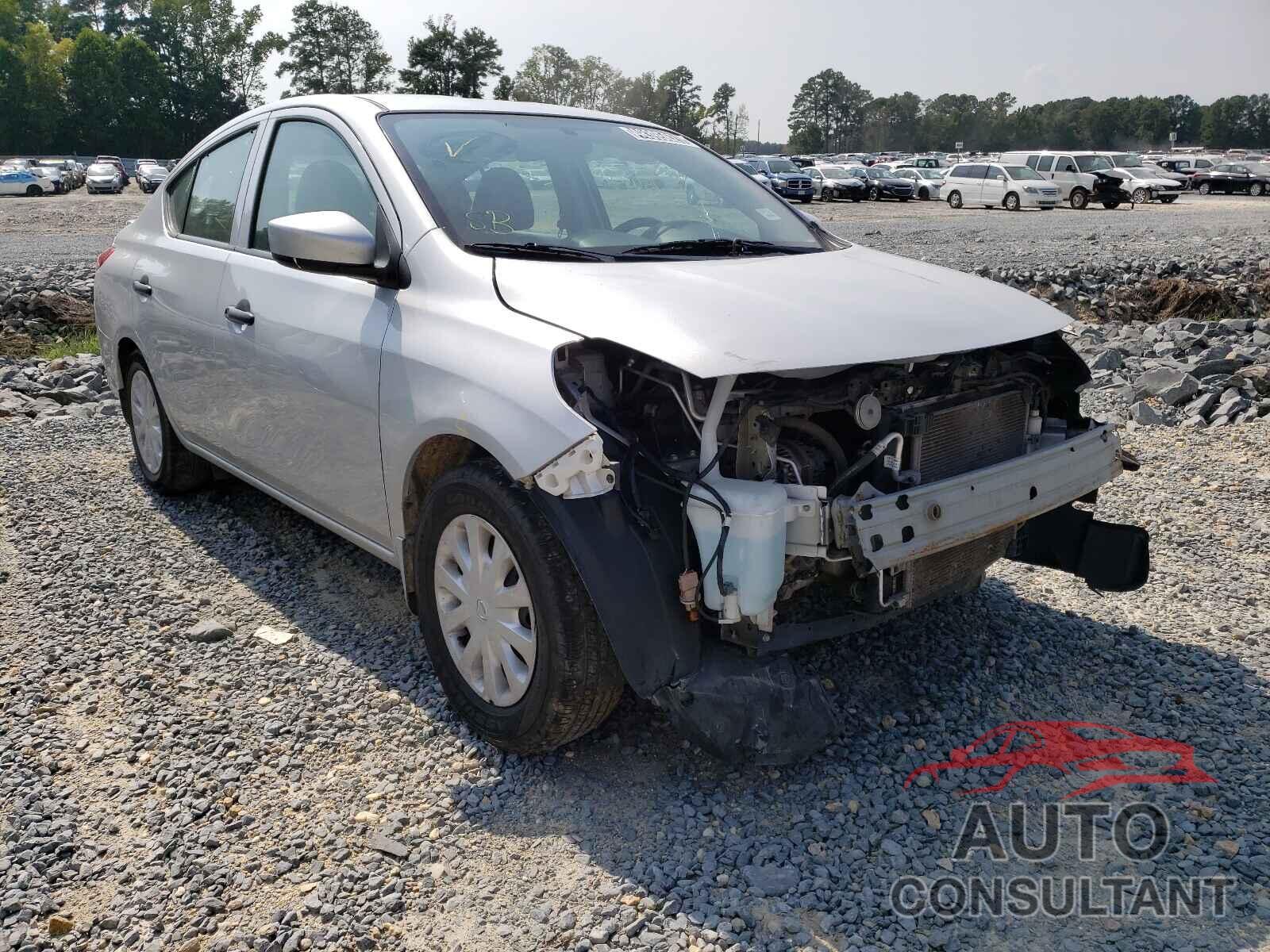 NISSAN VERSA 2018 - 3N1CN7AP1JL834725