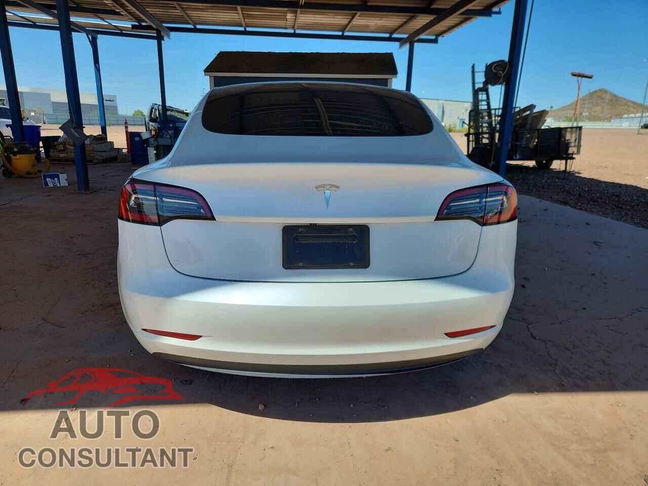 TESLA MODEL 3 2023 - 5YJ3E1EA5PF581299