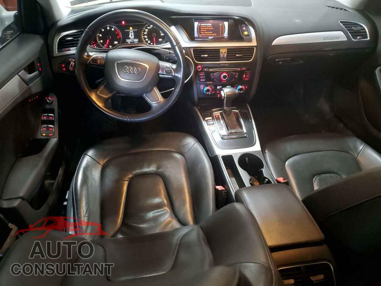 AUDI A4 2013 - WAUFFAFL8DN038341