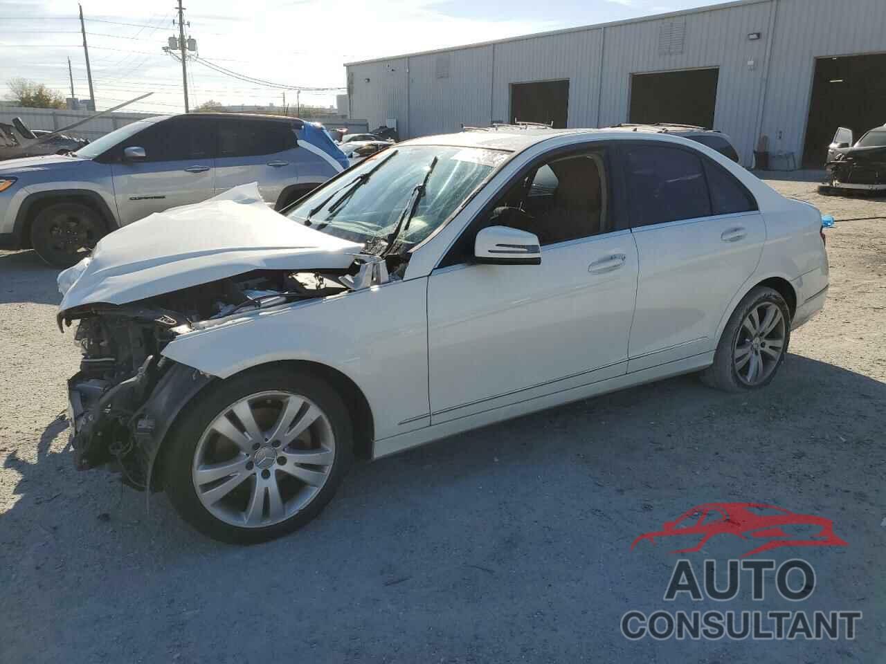 MERCEDES-BENZ C-CLASS 2011 - WDDGF5EBXBR172724