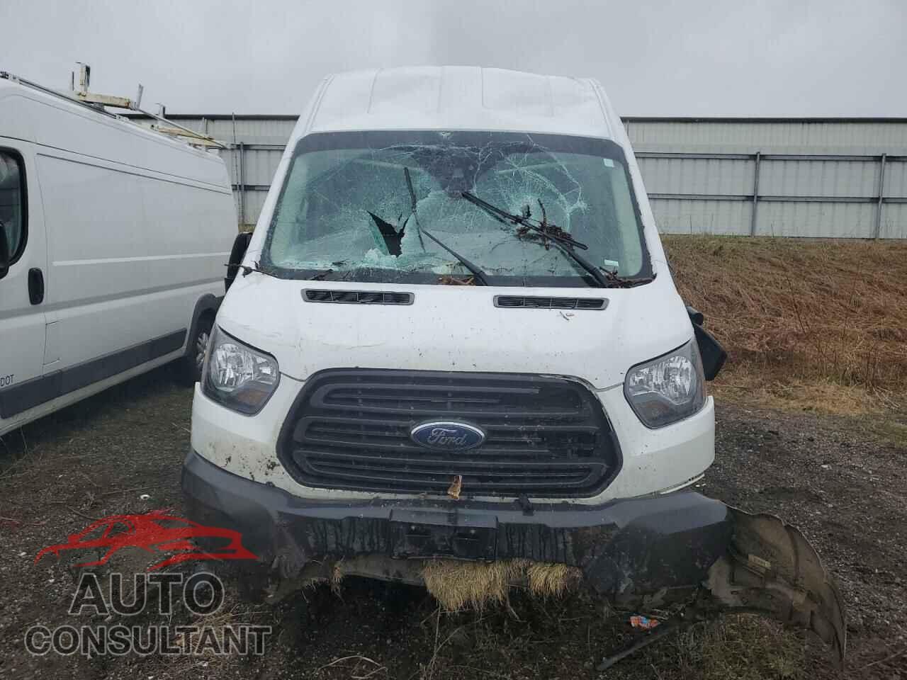 FORD TRANSIT 2018 - 1FTYR2XM3JKA85709