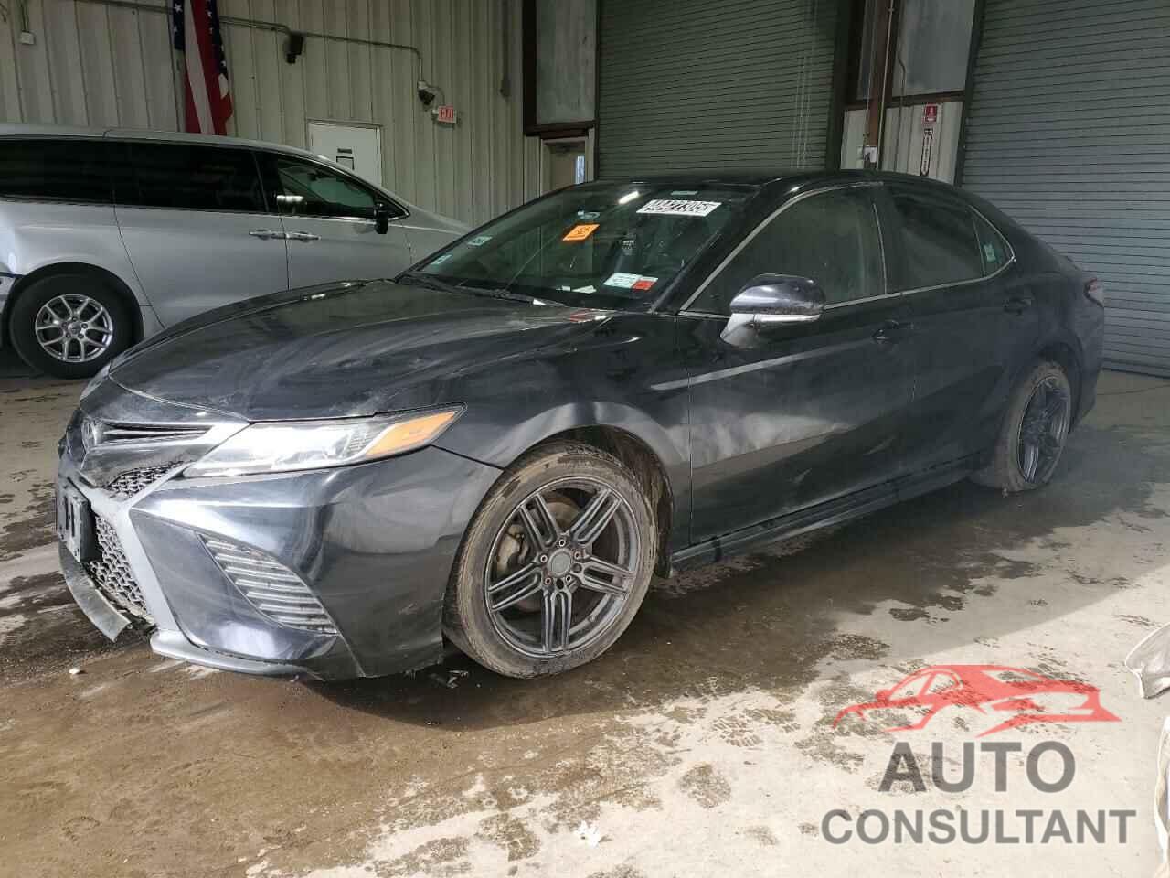 TOYOTA CAMRY 2019 - 4T1B11HK0KU714459