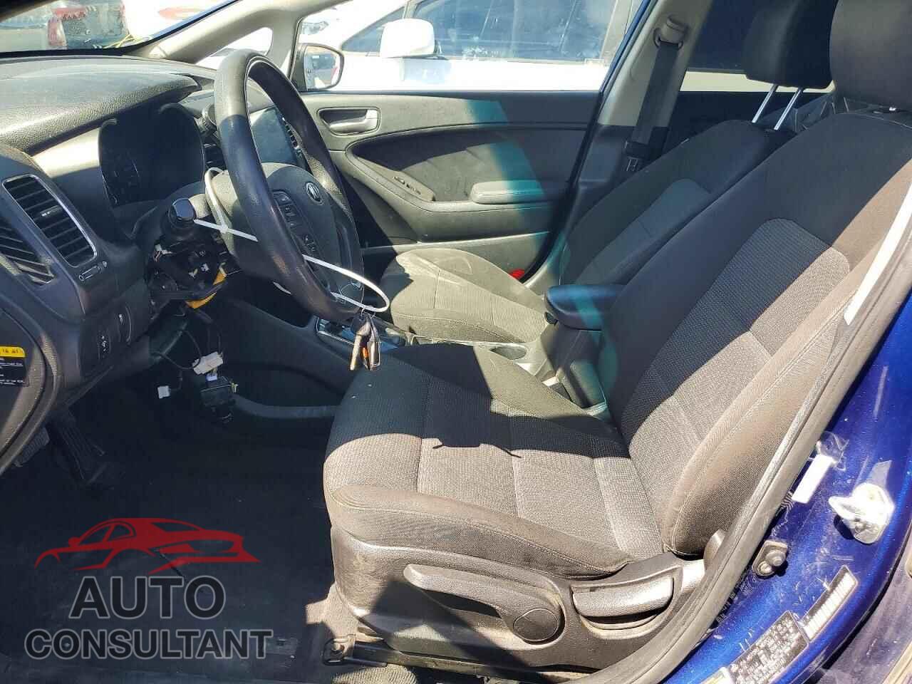 KIA FORTE 2017 - 3KPFK4A76HE071181
