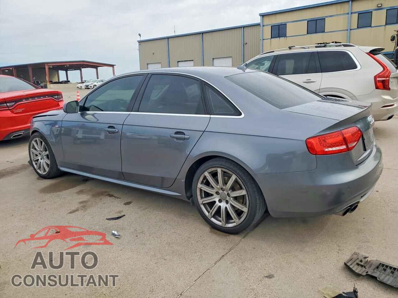 AUDI A4 2012 - WAUFFBFL0CN017567