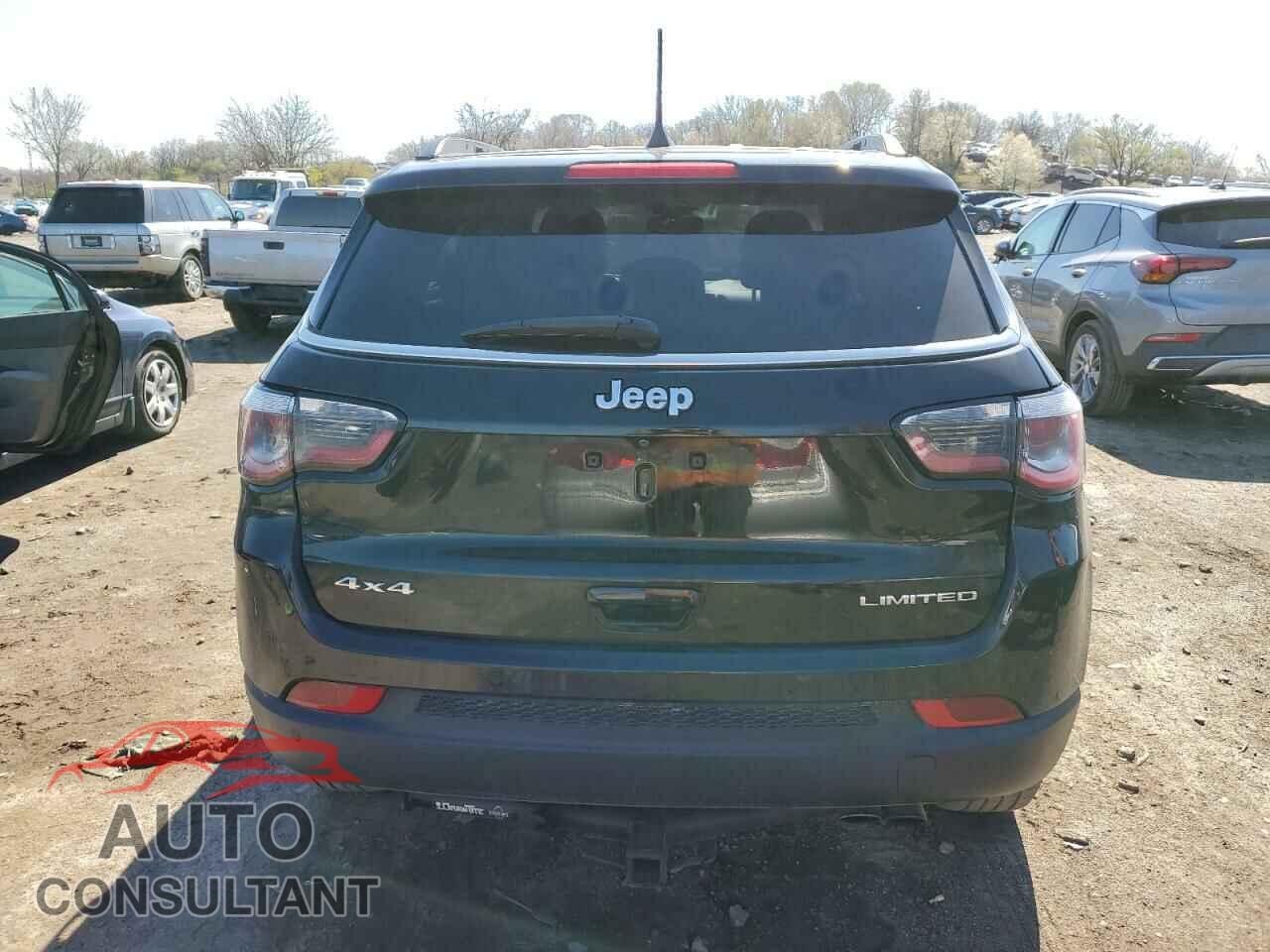JEEP COMPASS 2018 - 3C4NJDCB7JT341102