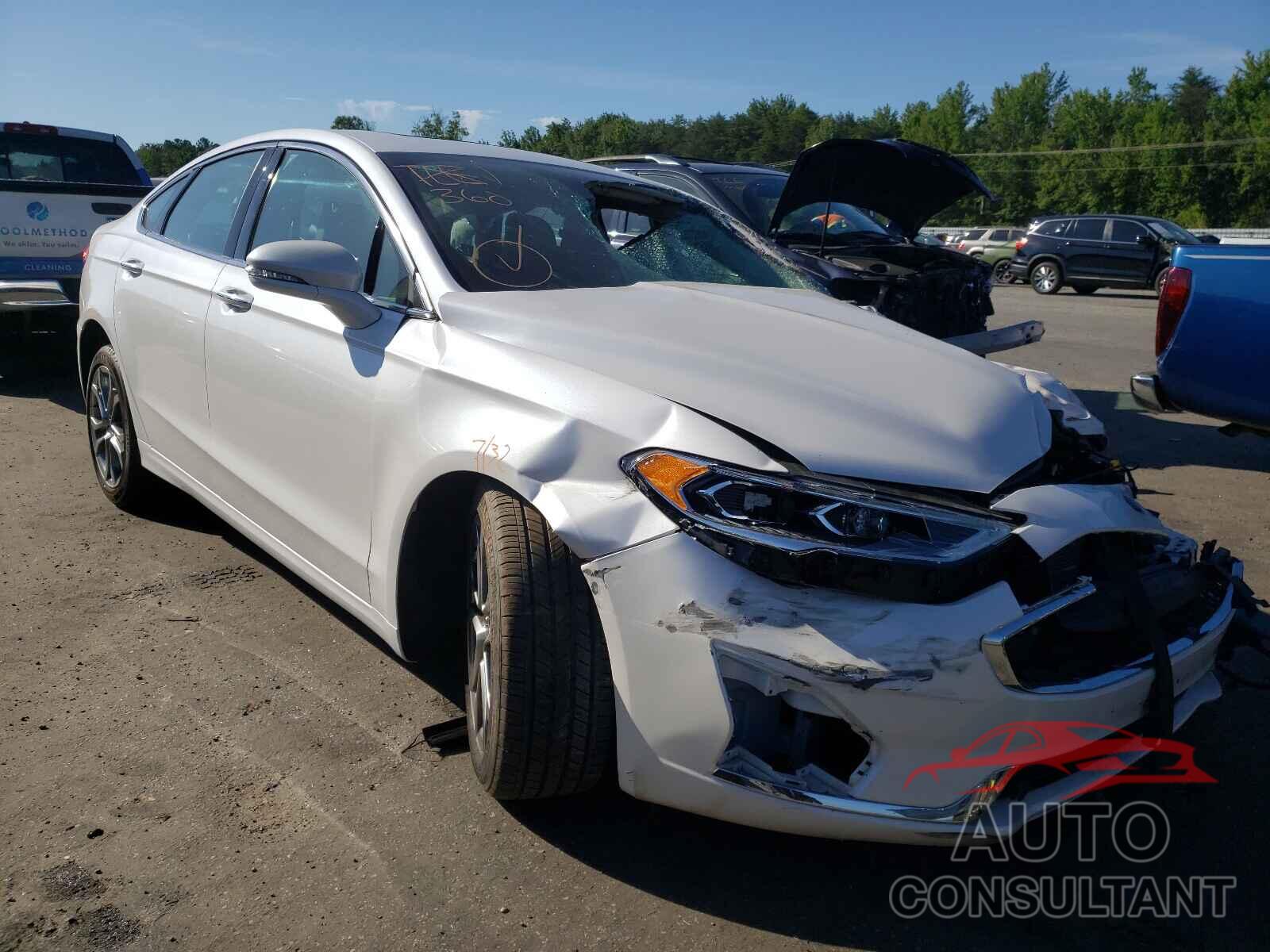 FORD FUSION 2019 - 3FA6P0CD4KR199678