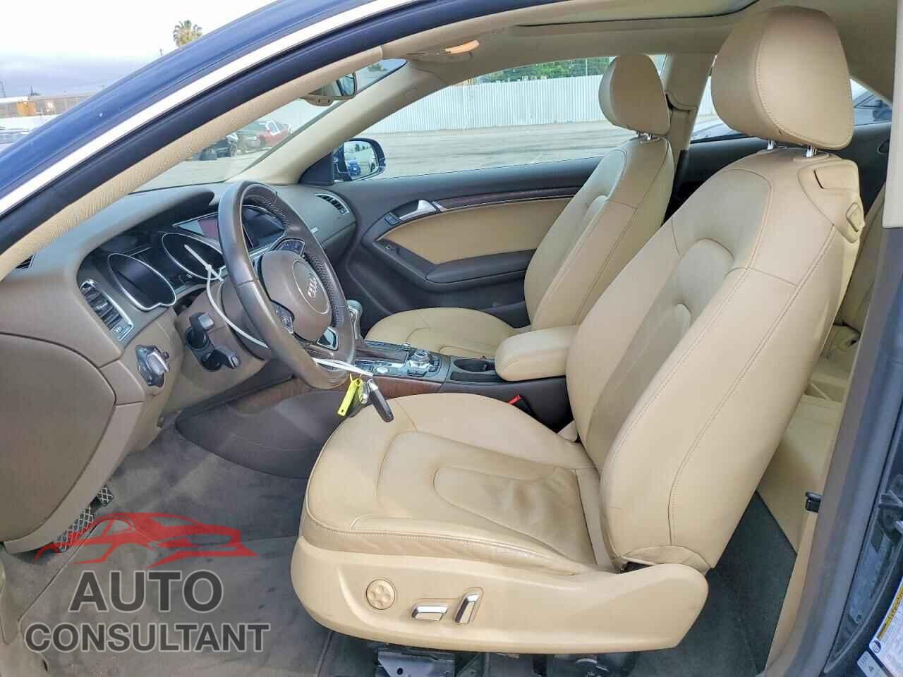 AUDI A5 2014 - WAULFAFR0EA022800