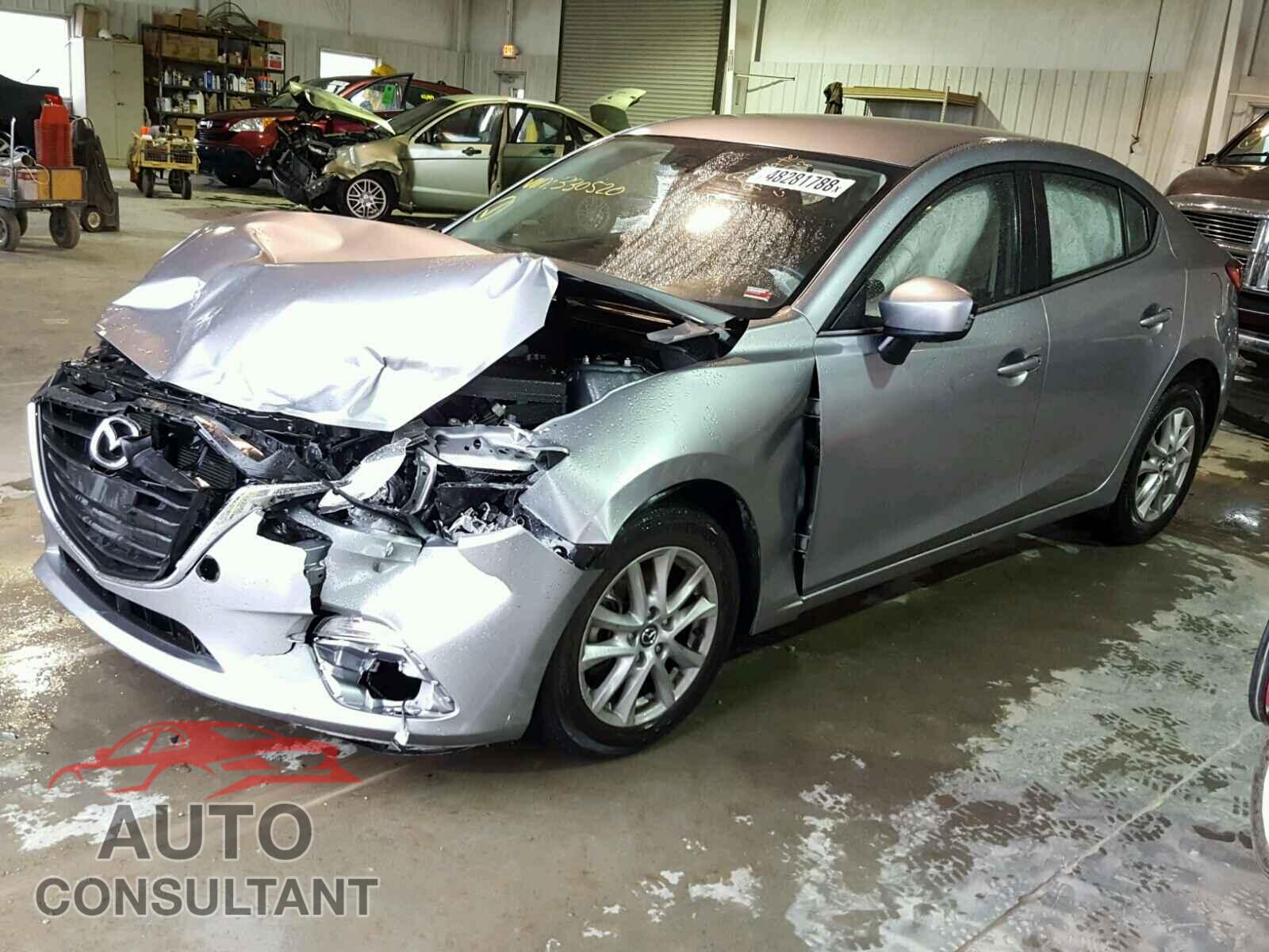 MAZDA 3 2016 - JM1BM1U7XG1330520