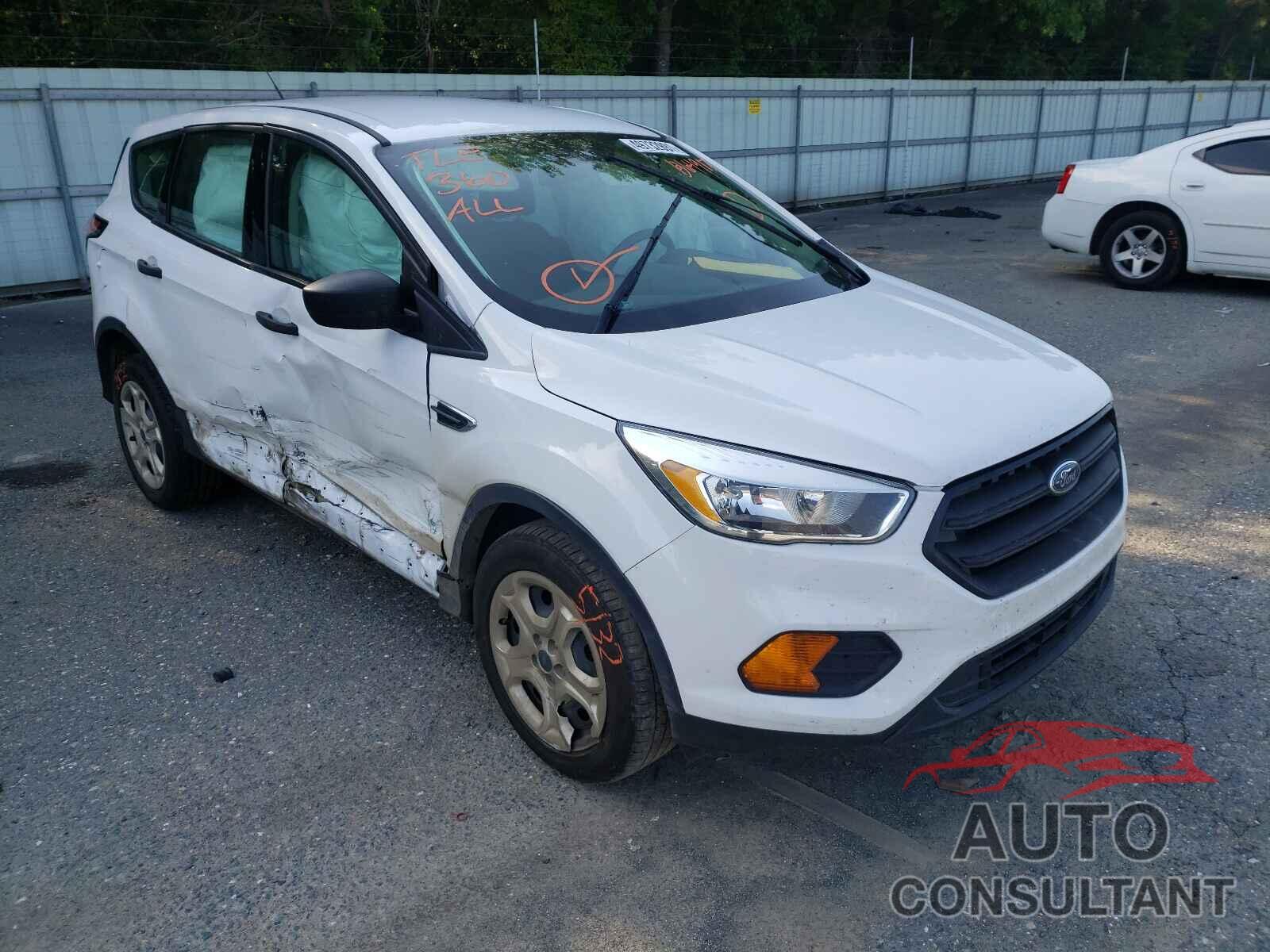 FORD ESCAPE 2017 - 1FMCU0F77HUB64917