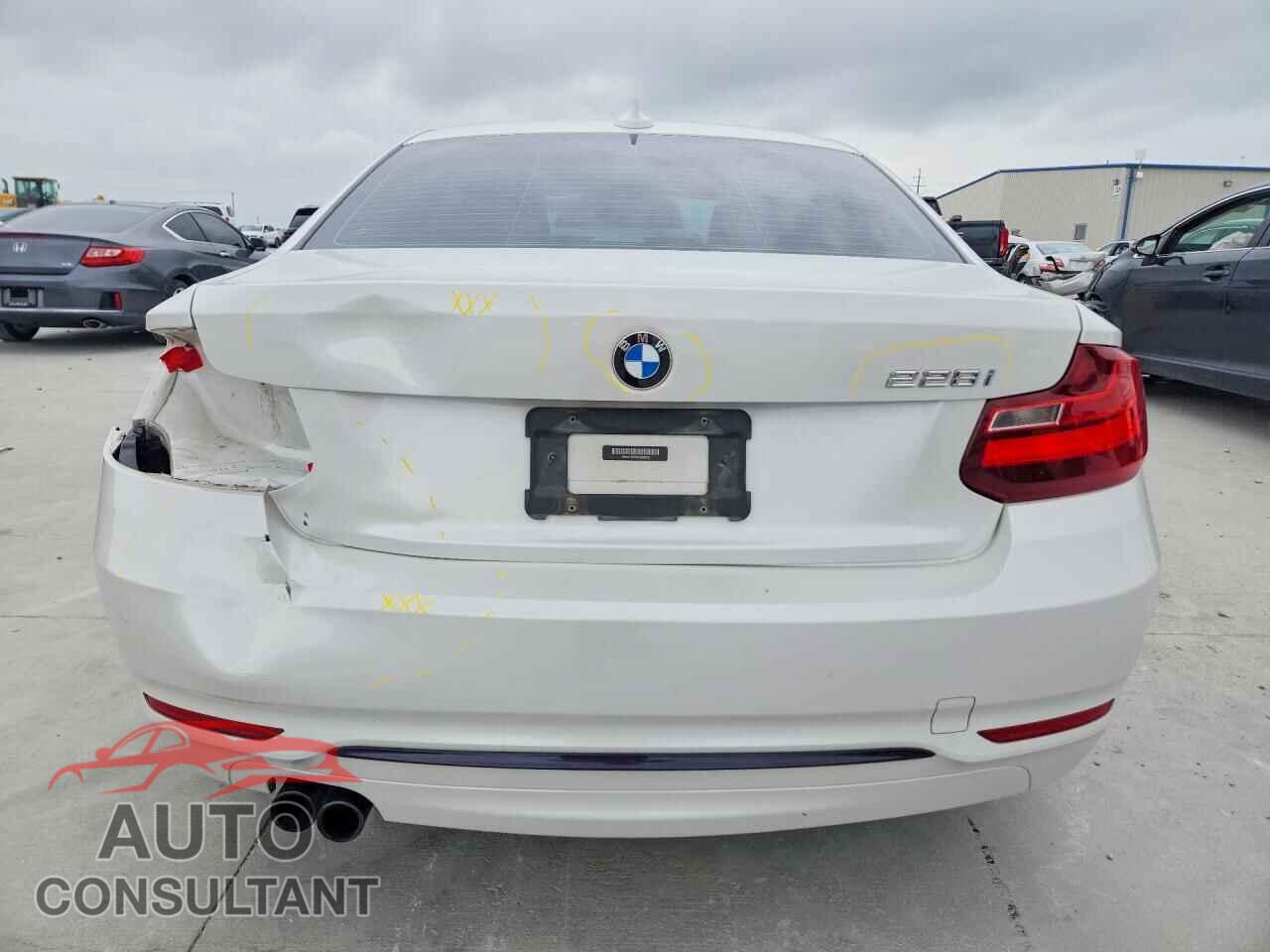 BMW 2 SERIES 2014 - WBA1F5C50EV246237