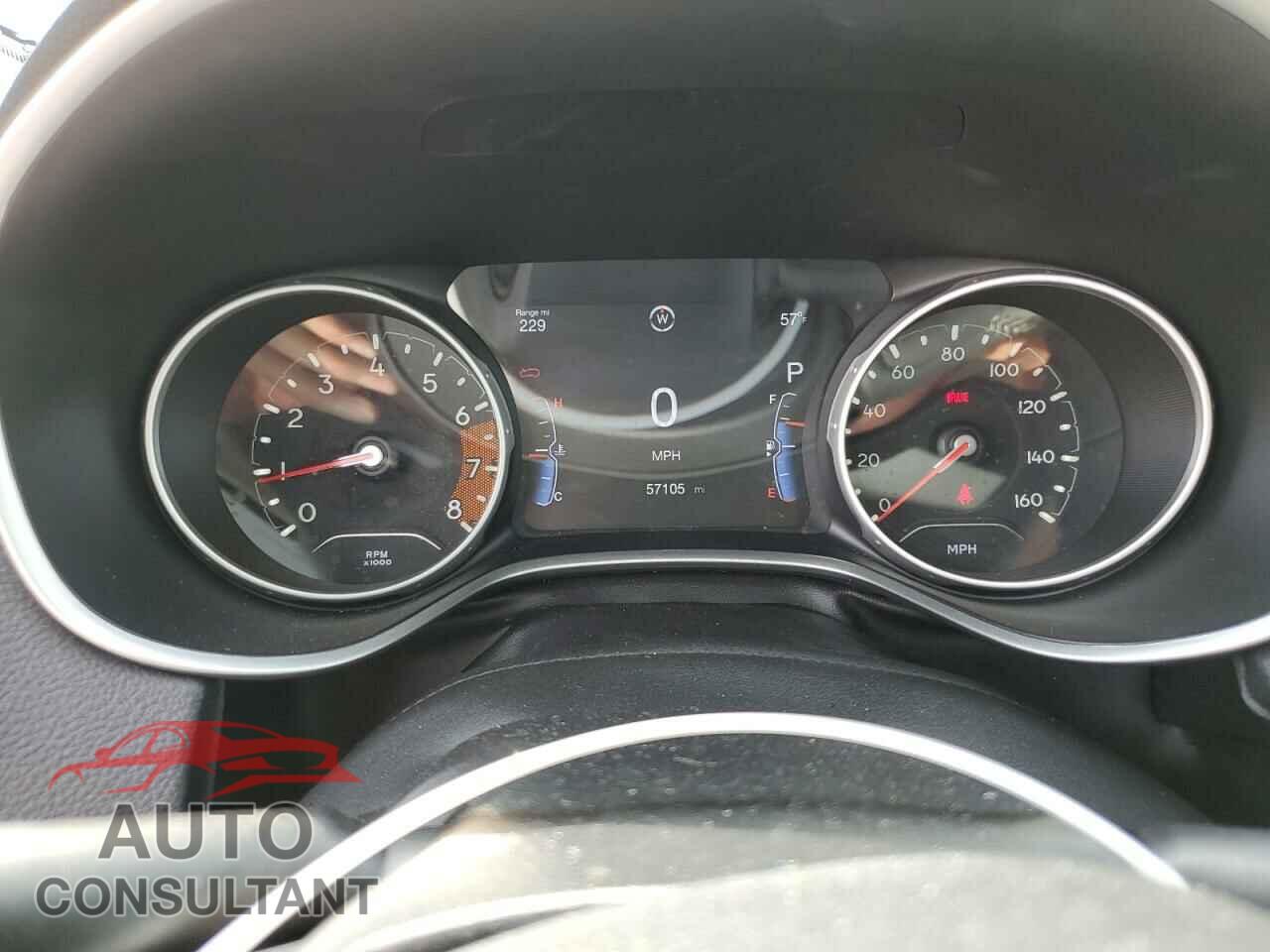 JEEP COMPASS 2018 - 3C4NJDBB2JT150348