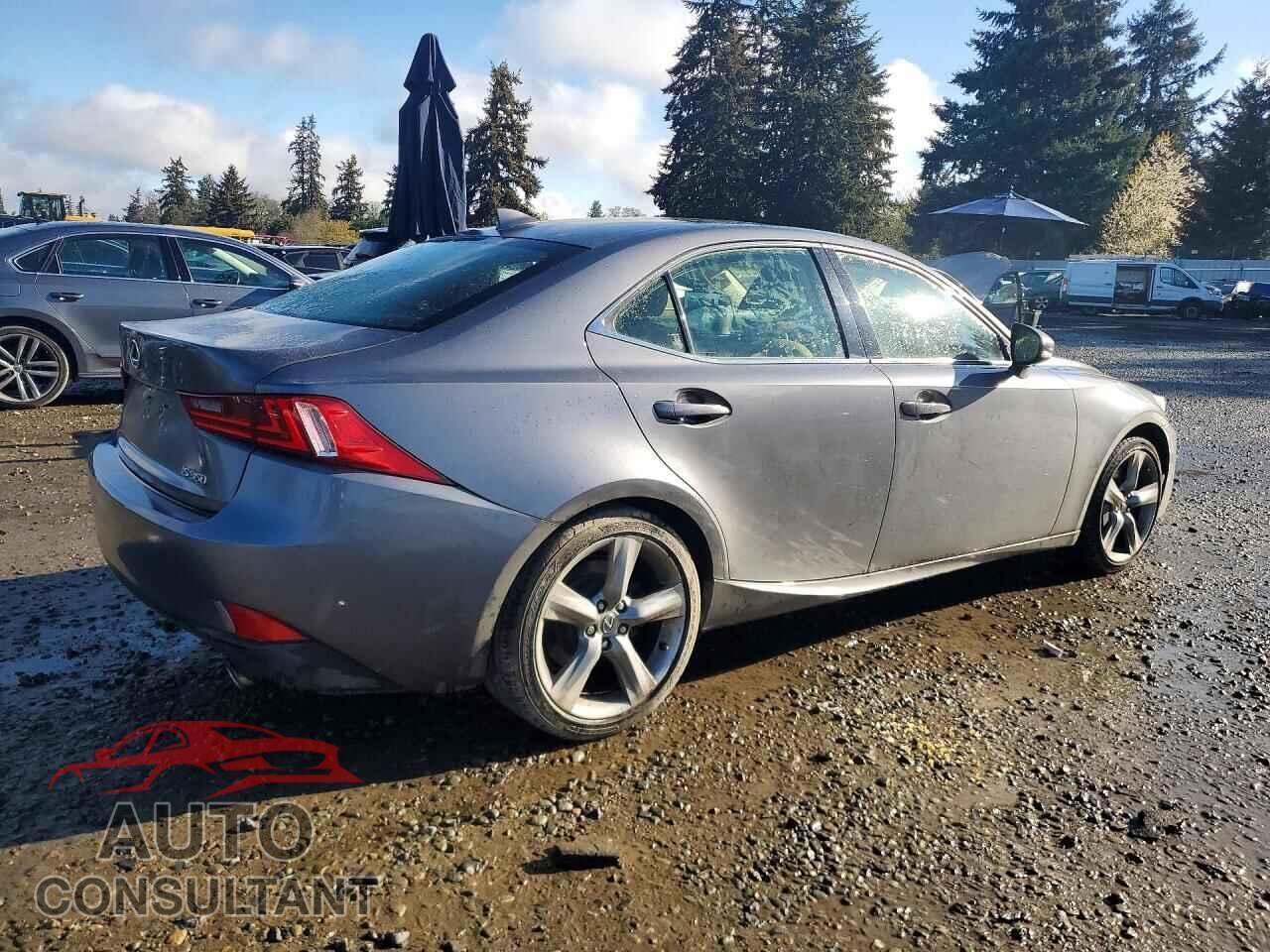 LEXUS IS 2014 - JTHBE1D24E5002130