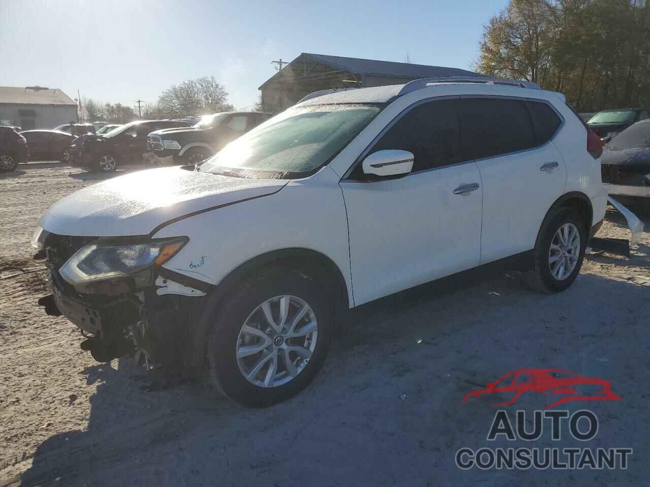NISSAN ROGUE 2017 - KNMAT2MT9HP601910