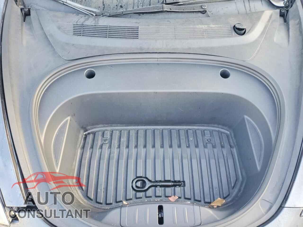 TESLA MODEL 3 2023 - 5YJ3E1EA2PF671672