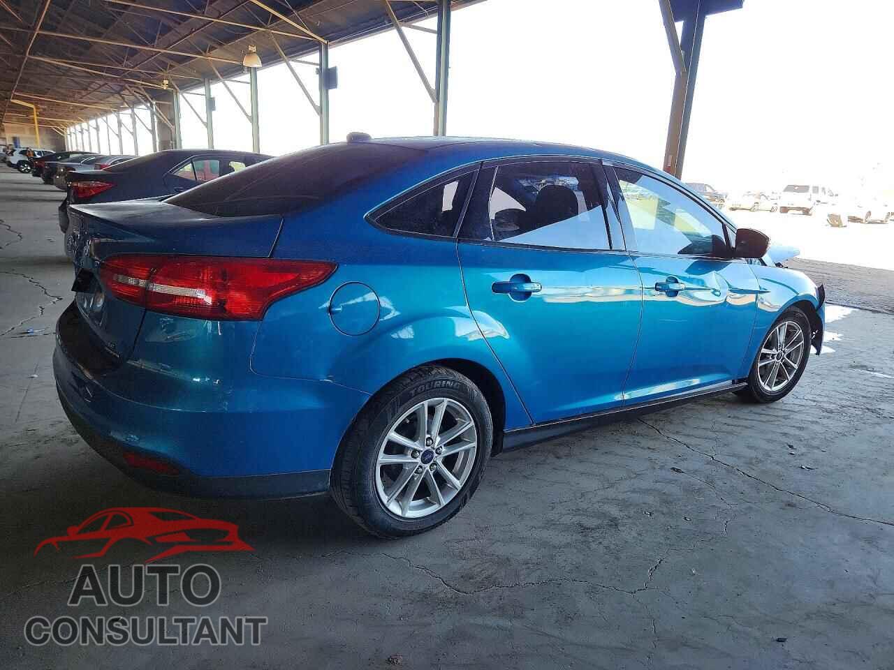 FORD FOCUS 2015 - 1FADP3F22FL211110