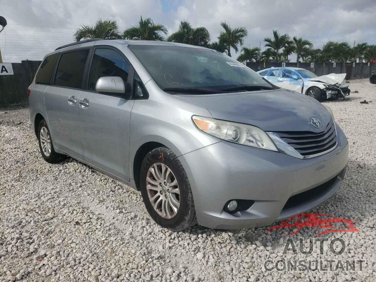 TOYOTA SIENNA 2017 - 5TDYZ3DC6HS818744