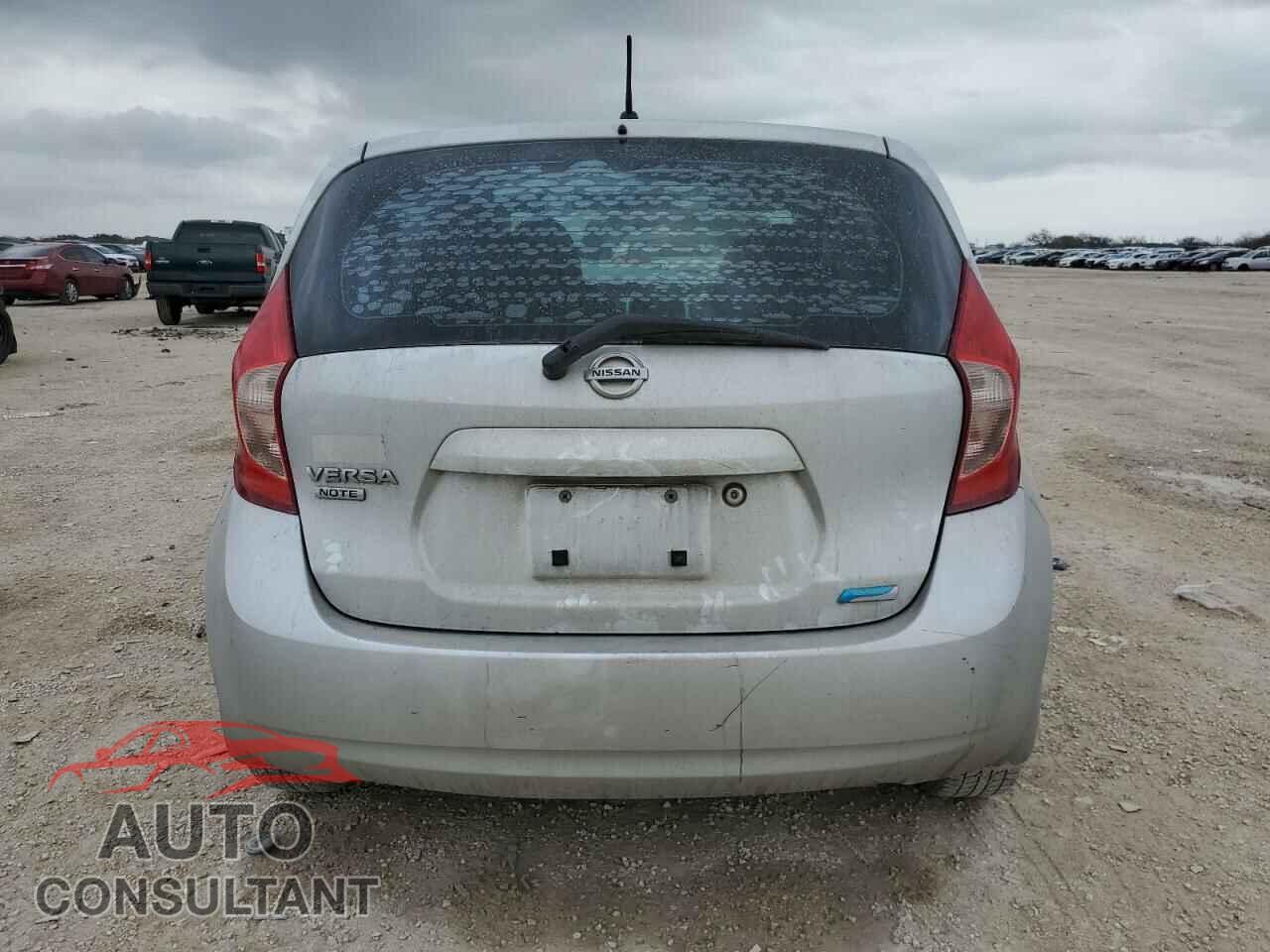 NISSAN VERSA 2015 - 3N1CE2CP2FL398006