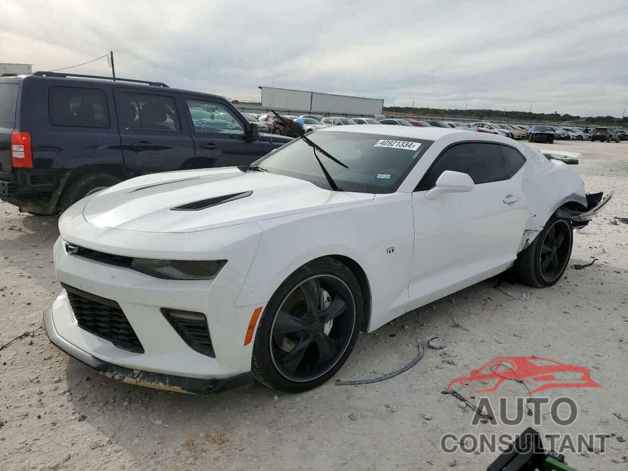 CHEVROLET CAMARO 2018 - 1G1FE1R72J0170646