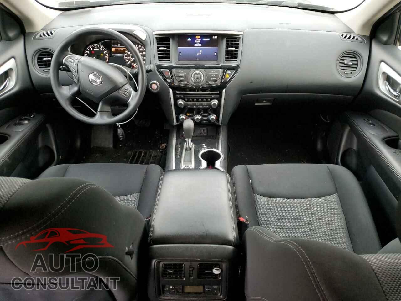 NISSAN PATHFINDER 2018 - 5N1DR2MM0JC656548