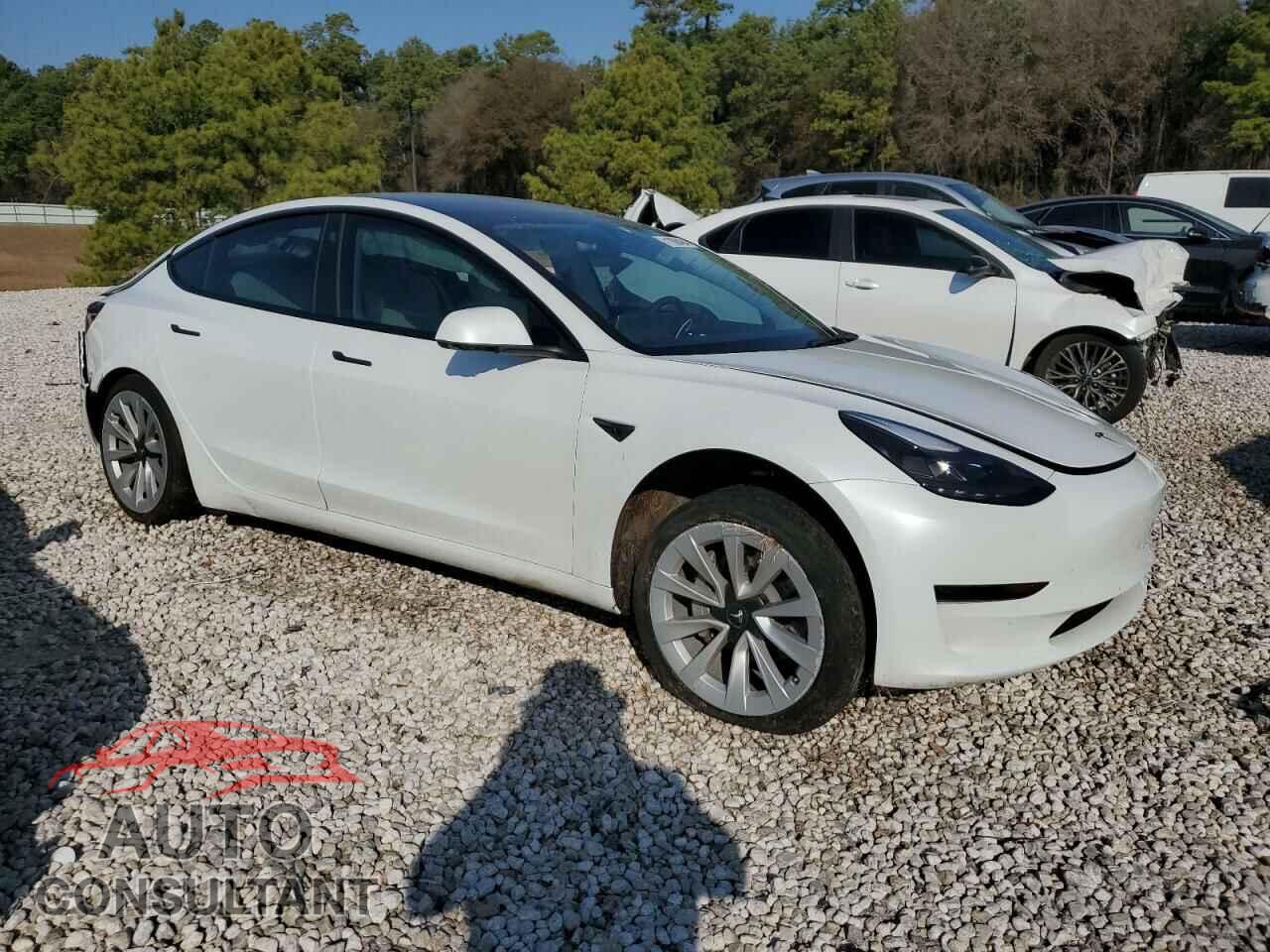 TESLA MODEL 3 2022 - 5YJ3E1EA6NF347086