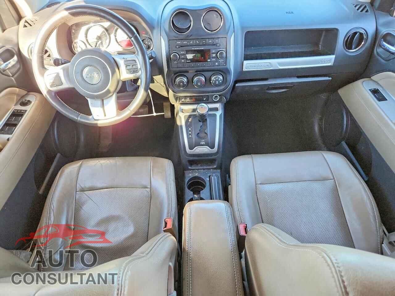JEEP COMPASS 2015 - 1C4NJCEA2FD121944