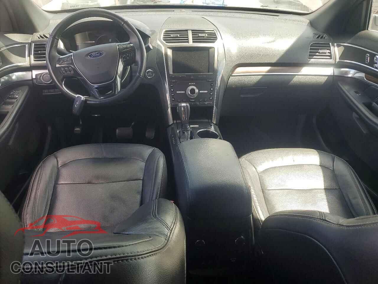 FORD EXPLORER 2019 - 1FM5K7F80KGA69265