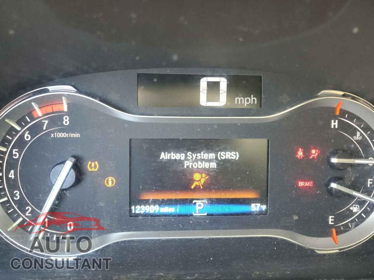 HONDA PILOT 2018 - 5FNYF5H33JB005712