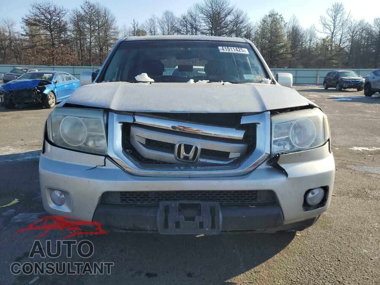 HONDA PILOT 2011 - 5FNYF4H52BB069155