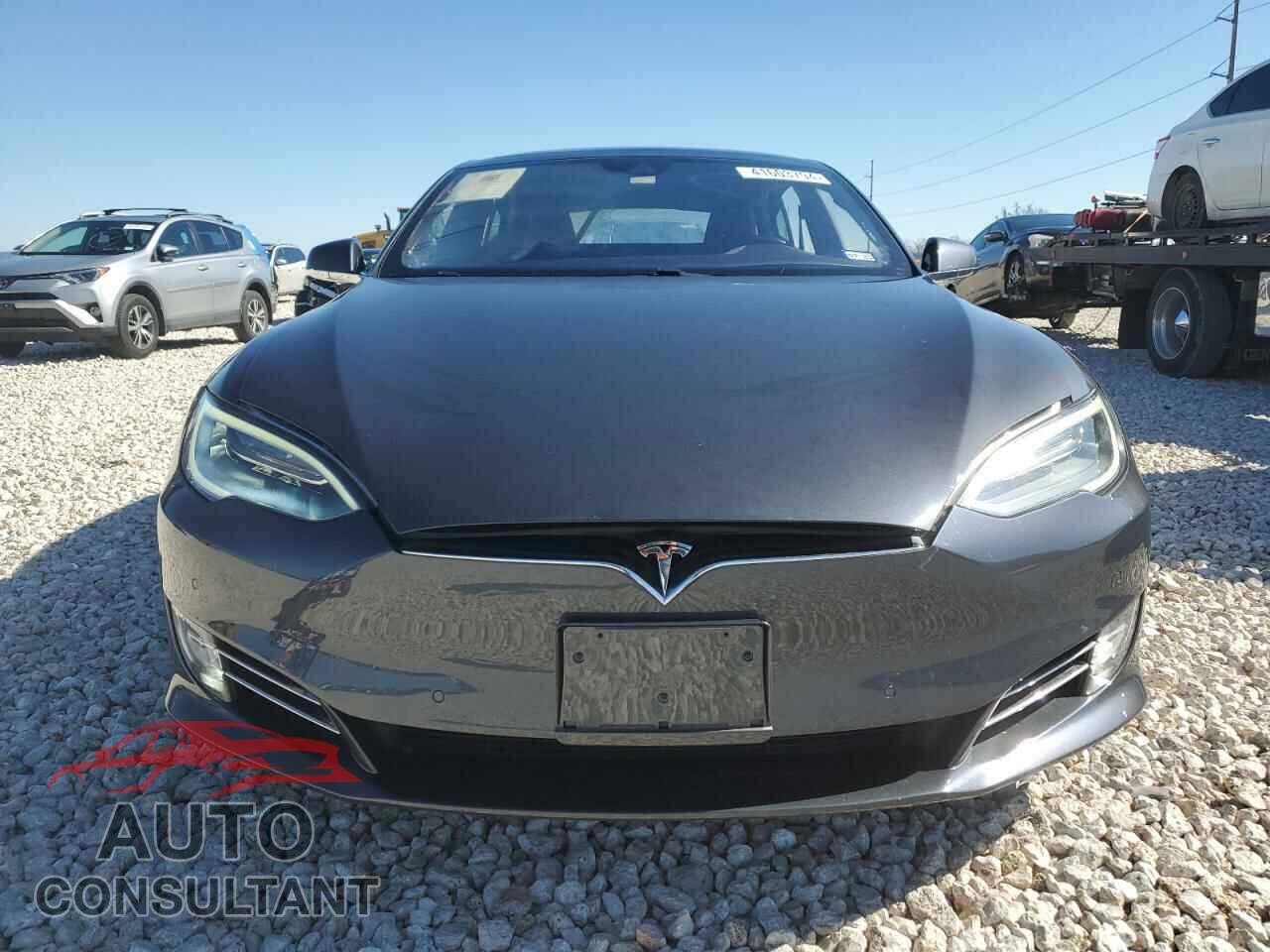 TESLA MODEL S 2016 - 5YJSA1E17GF146923