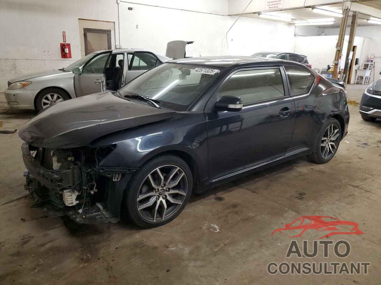 TOYOTA SCION 2015 - JTKJF5C79F3091701